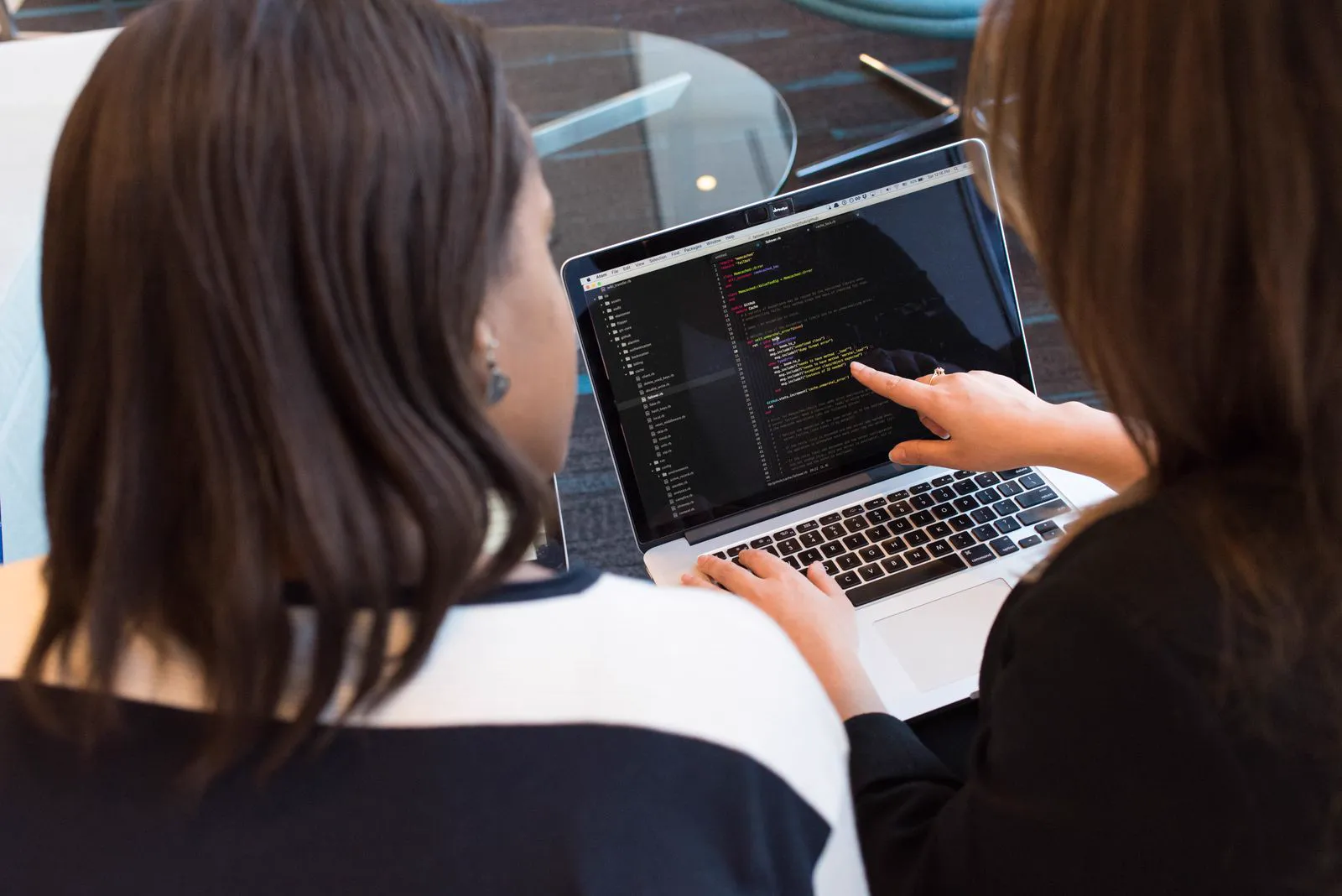 Why Laravel Remains the Best Choice for Business Web Apps in 2026